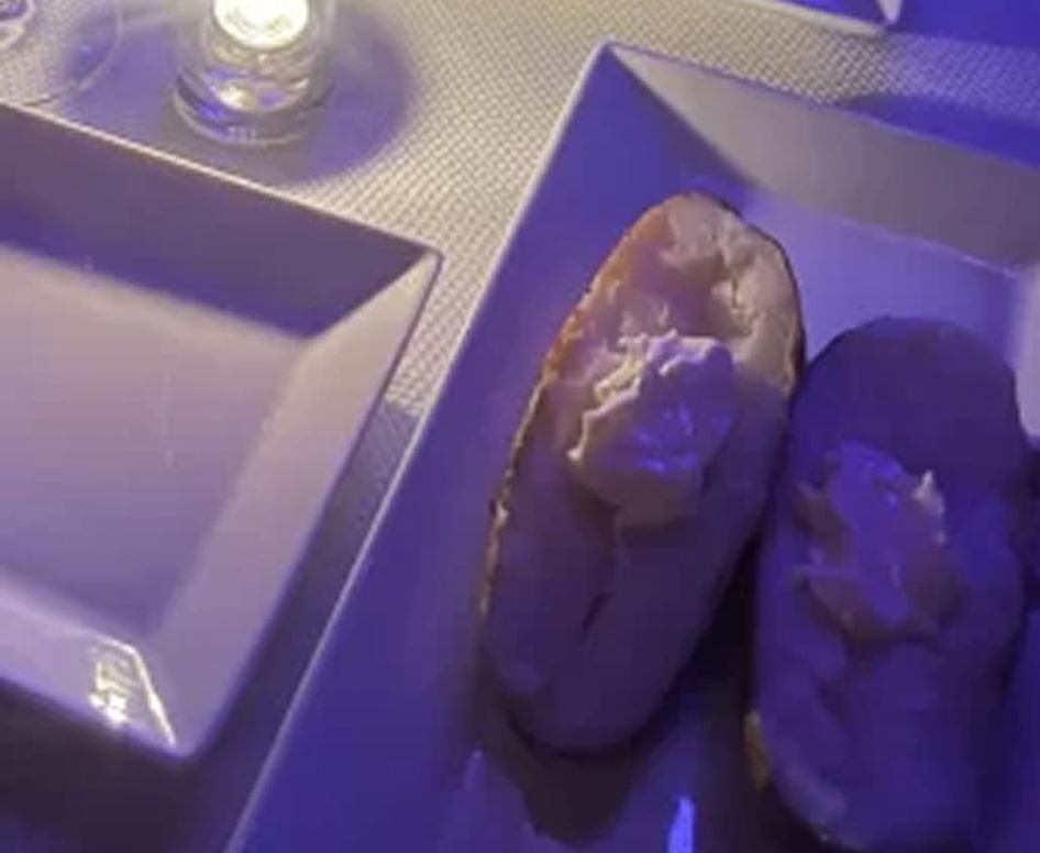 Fresh oysters served on a plate at The Gold Room Chicago strip club.